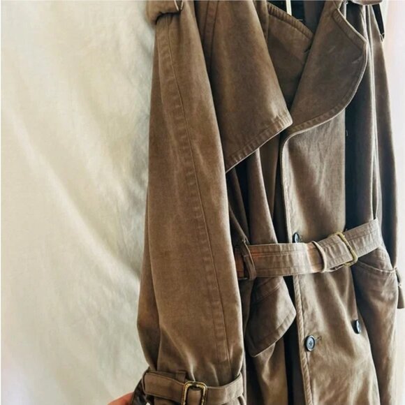 Neiman Marcus Couture Trench Coat with Belted Cuffs and Epaulettes - Picture 4 of 15